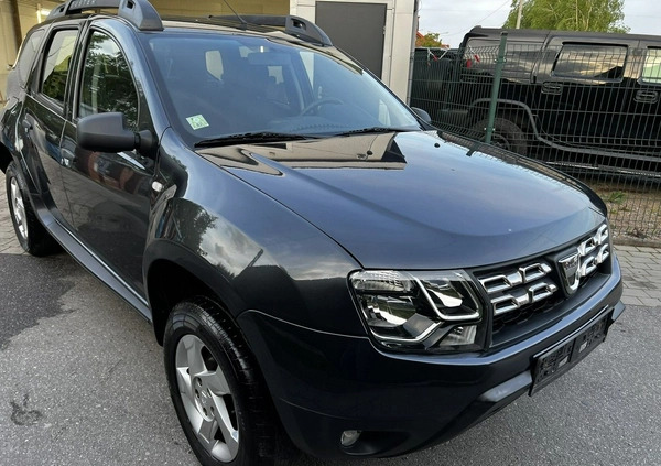 Dacia Duster cena 38900 przebieg: 179000, rok produkcji 2016 z Karlino małe 529